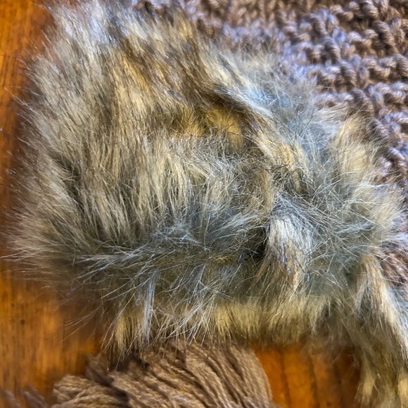 Hat Attack by Buji Baha Greige Fur Lined Hat NWT! - Picture 9 of 10